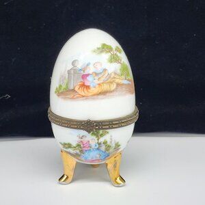Porcelain Footed Egg Trinket Presentation Box Courting Scene VTG 4" J. Furmani